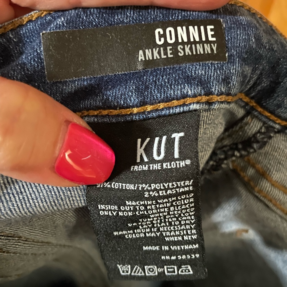 Kut from the Kloth Blue Ankle Cropped Jeans